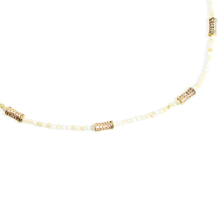 EVIE Necklace - Gold with Shell