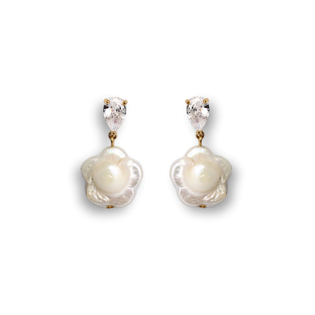 NIXIE Earrings - Pearl and Crystal