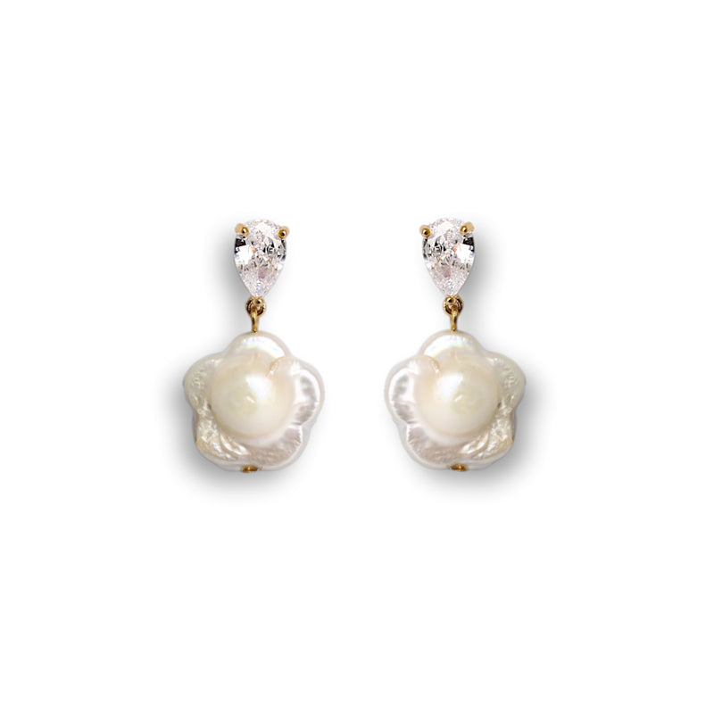 NIXIE Earrings - Pearl and Crystal